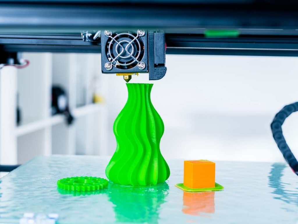 3d printer with different 3d printed objects